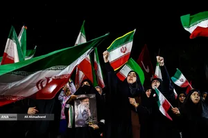 اجتماع مردمی در حمایت از رزمندگان اسلام - میدان ولیعصر (عج)