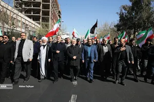 بزرگداشت رهبر انقلاب در دانشگاه آزاد اسلامی استان تهران با حضور دکتر رنجبر