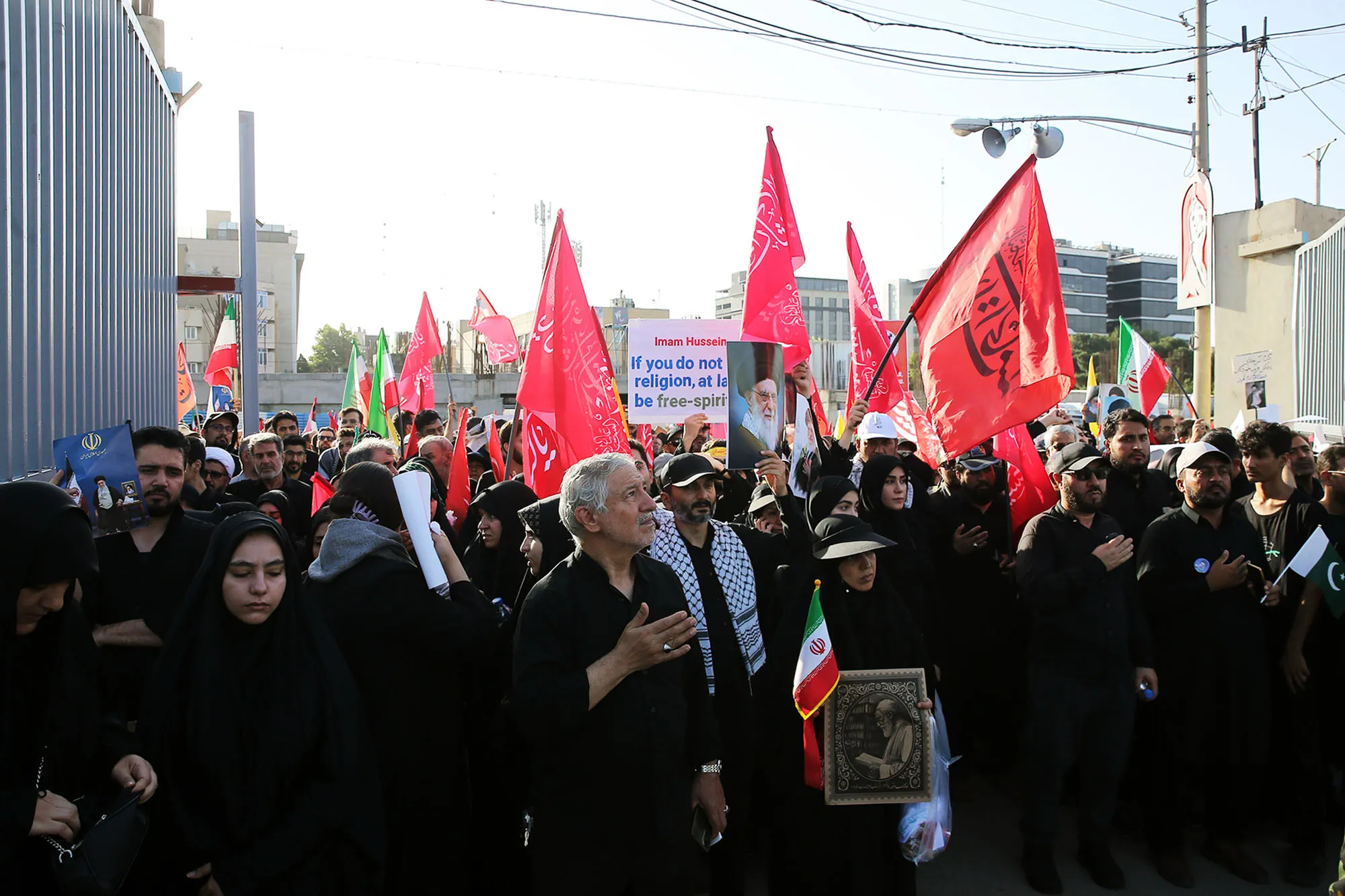دومین روز مراسم وداع با رهبر شهید انقلاب
