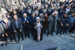 مراسم تشییع پیکر عنایت بخشی 