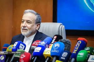 سیدعباس عراقچی وزیر امور خارجه در مراسم امضای تفاهم&zwnj;نامه همکاری برای بازسازی زیرساخت&zwnj;های آسیب&zwnj;دیده از جنگ