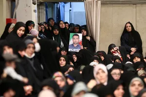 دیدار اقشار مردم با رهبر انقلاب به مناسبت چهل&zwnj;وهفتمین سالگرد پیروزی انقلاب اسلامی