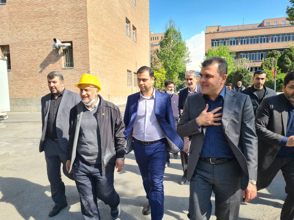 حضور همزمان مسئولان ارشد کشور در دانشگاه شریف پس از حادثه بامدادی حضور همزمان مسئولان ارشد کشور در دانشگاه شریف پس از حادثه بامدادی