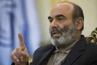 هوشیاری مردم عامل شکست آمریکا در طبس/ این وحدت را باید حفظ کنیم