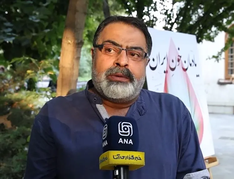  علی روئین تن
