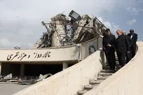 بازدید پزشکیان از آثار حملات وارده به مجموعه ۱۲ هزار نفری آزادی