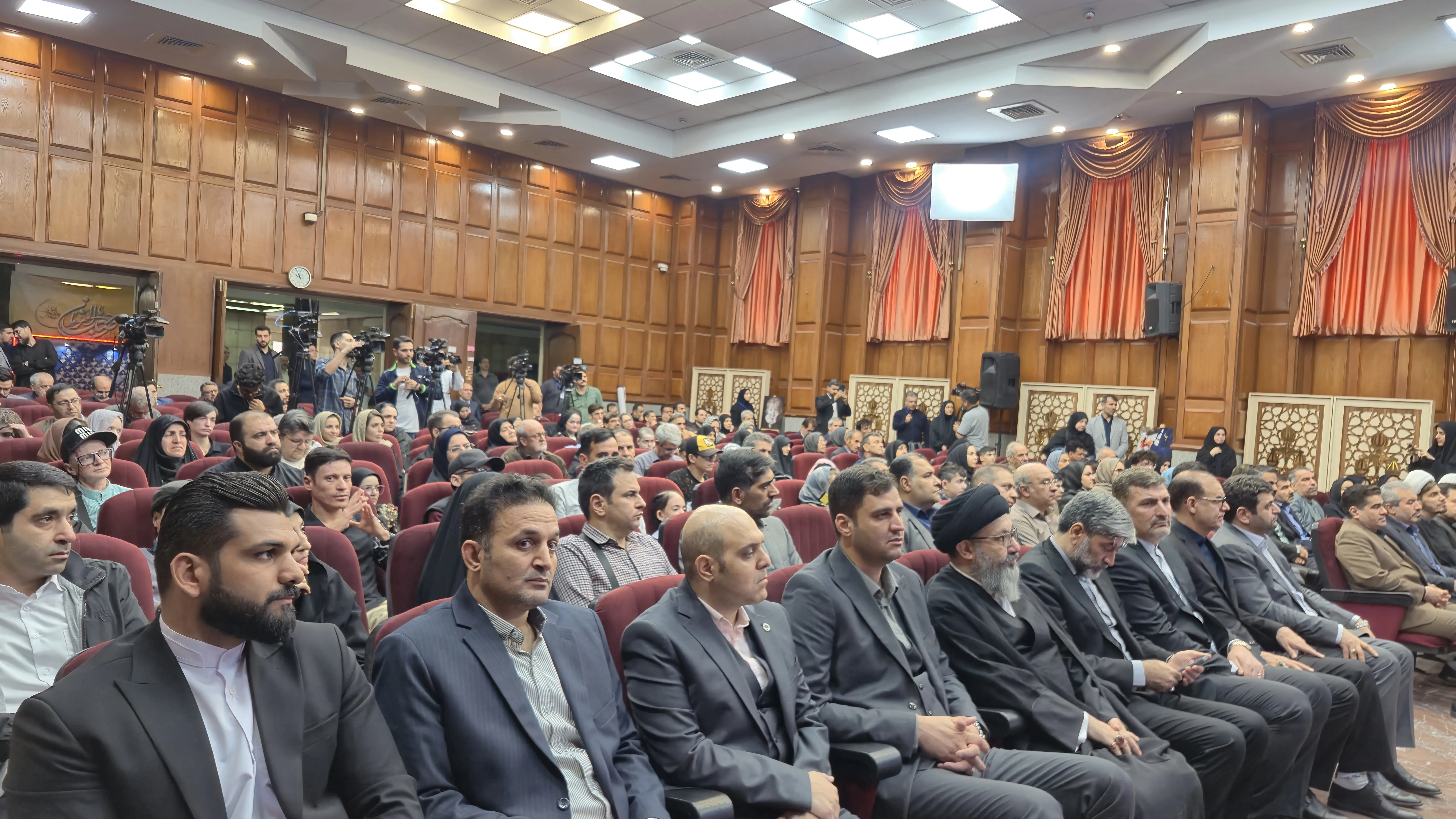 دادگاه بیماران پروانه ای