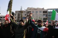 بازتاب حماسه در شعارهای مردم؛ پیوند نسل‌ها با روزهای پیروزی انقلاب