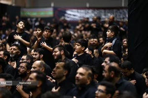 دومین شب مراسم عزاداری حضرت اباعبدالله الحسین(ع) از طرف رهبر انقلاب