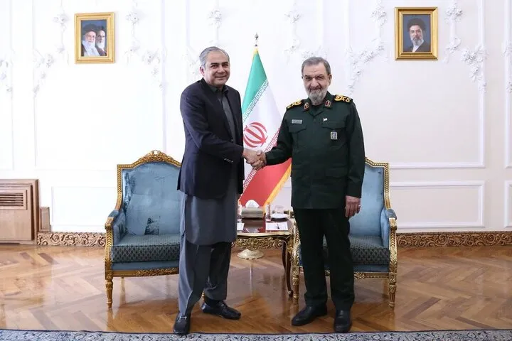 محسن رضایی و وزیر کشور پاکستان