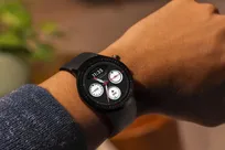 ساعت موتو، همراهی که از اتاق جلسه تا پیست دوومیدانی با شماست